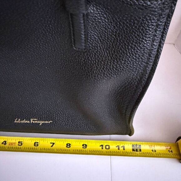 Salvadore Ferragamo Black Leather Tote Bag - Picture 15 of 17